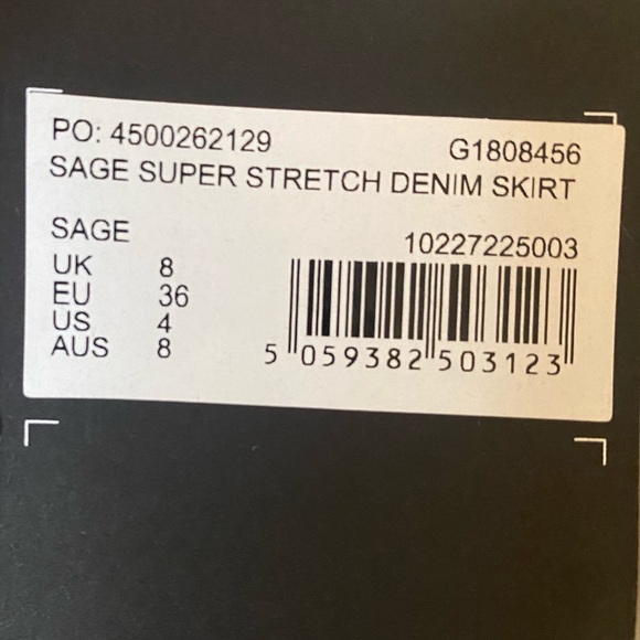 Missguided Sage Green Mini Skirt - Picture 4 of 4